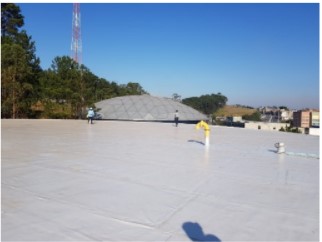 Manta de PVC completamente aplicada